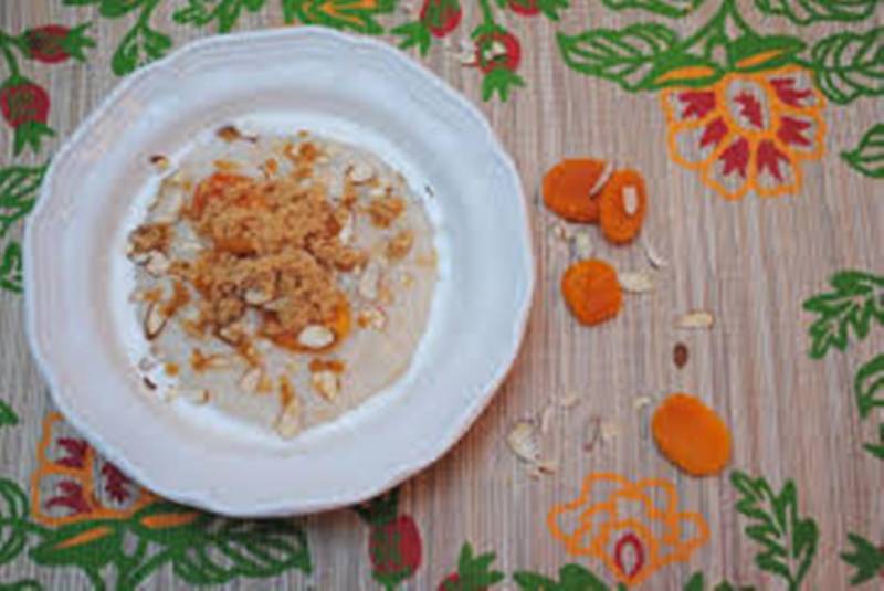 Farina With Apricots and Almonds