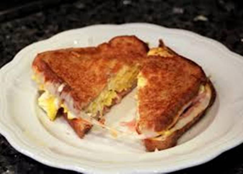 Proscuitto and Egg Panini