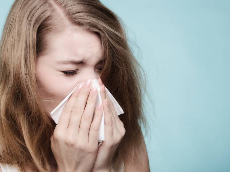 amazing facts about human body - sneezing