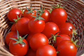 11 Surprising Health Benefits of Tomatoes